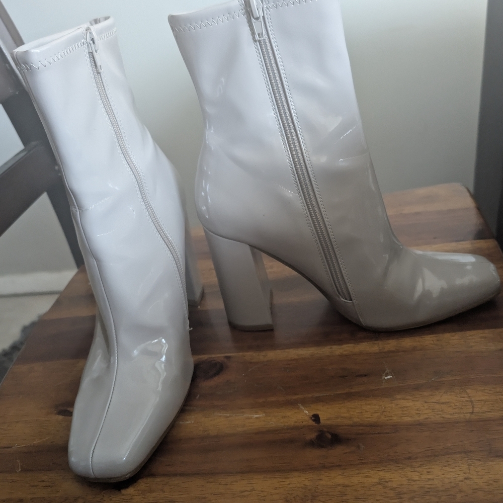 Steve Madden Boot Lynden Square Toe Side Zip Block Heel Ankle Boot Bone   Sz 8.5 - Picture 7 of 12